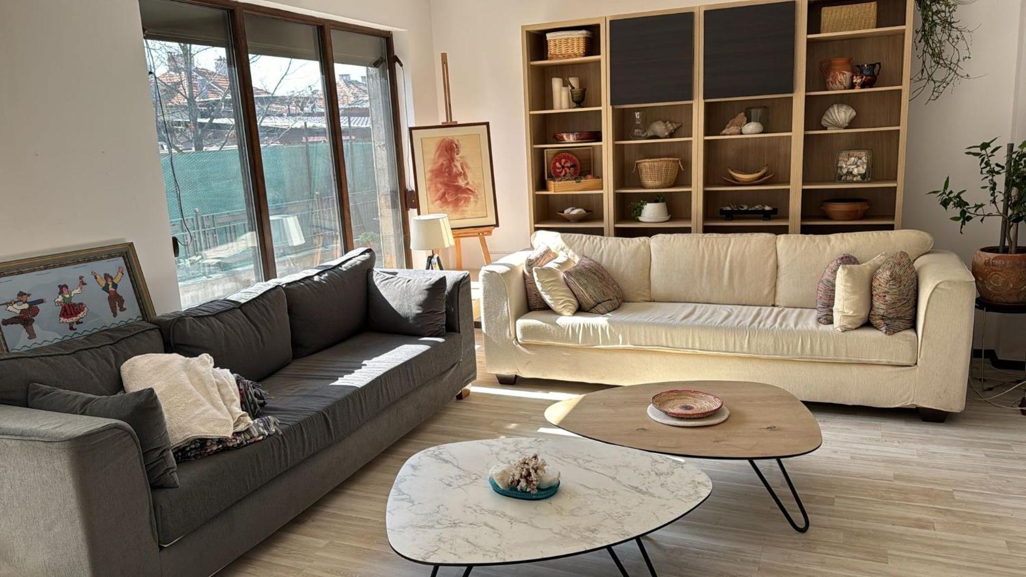 Kazanlak Large Guest House Apartment Near The Center With Full Kitchen & Dining Room, King Beds, Garden Patio, Free Parking & Self Check-In Εξωτερικό φωτογραφία